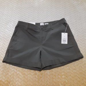 a.n.d. A New Day Olive Green Shorts Size 10 NWT-Retail $19.99.